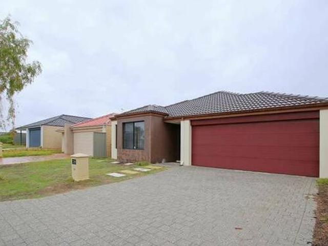Well Located Low Maintenance 5 Bedroom Family Home