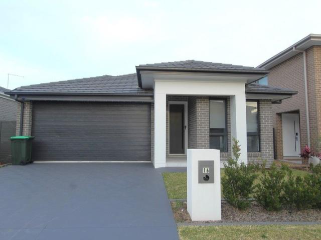 Well looked after four bedroom family home. Call us for Private Inspection