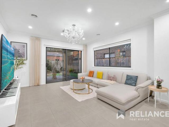 Well positioned and appointed Family Home!