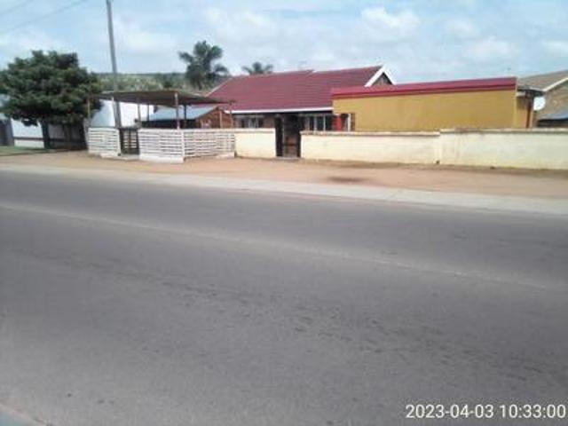 well positioned home ideal for business