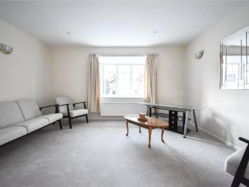 Well presented 4 bedroom detached house to rent in Milton offering excellent access to City centre, Science Park, A14 & M11. Medium size rear garden with patio area. GCH. Garage. Driveway parking. Local amenities close by. Furnished