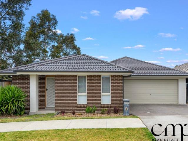Well presented 4 bedroom family home !