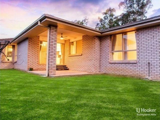 Well Presented 4 Bedroom Home with Outdoor Space