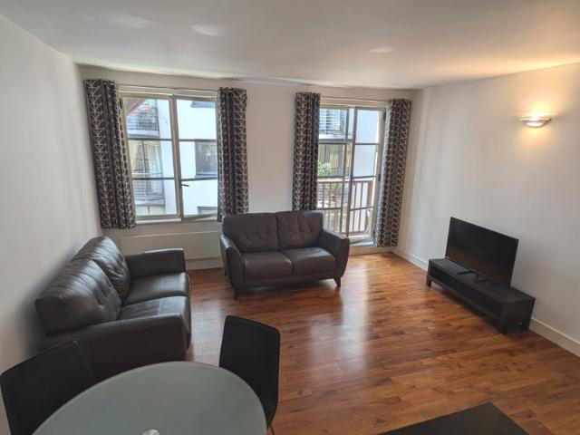 Well presented 1 Bed Flat in Shad Thames Area