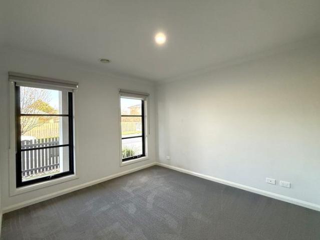 Well Presented 2 Bedroom Home in a Convenient Location