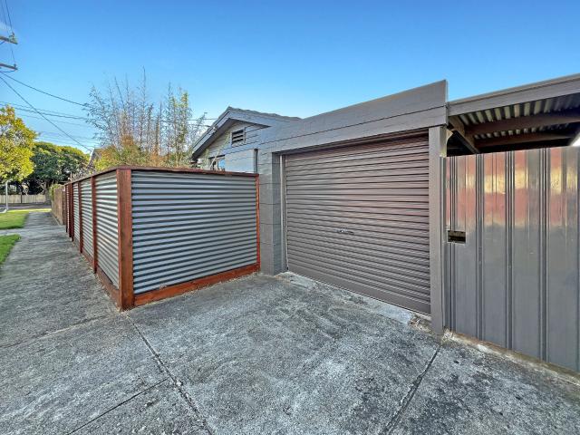 Well Presented 2 Bedroom Home in Prime Geelong Location