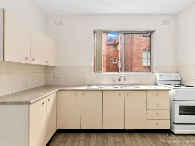Well Presented 2 bedroom Unit