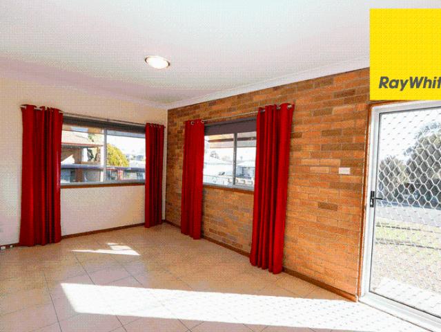 Well Presented 2 Bedroom Unit