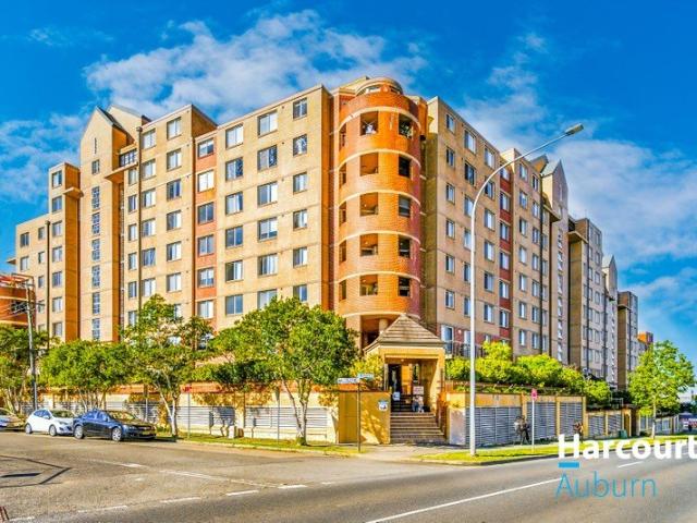WELL PRESENTED 2 BEDROOM UNIT FOR SALE