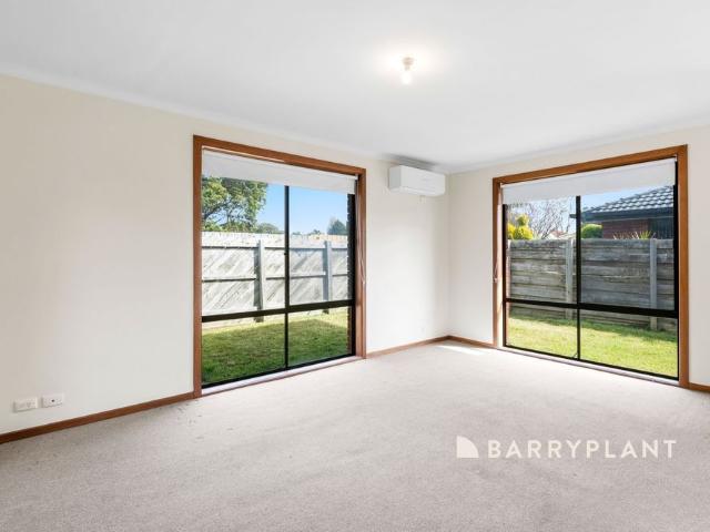 Well Presented 2 Bedroom Unit in a Convenient Hallam Location