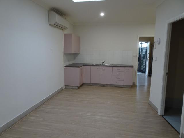 Well Presented 2 Bedroom Unit in a Prime Panania Location – Water Included