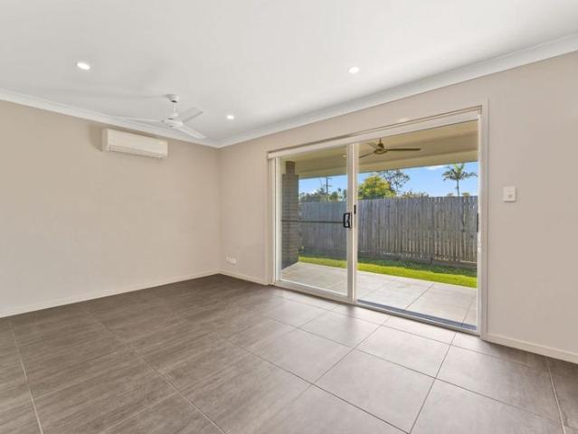WELL PRESENTED 2 BEDROOM UNIT IN CONVENIENT BORONIA HEIGHTS LOCATION