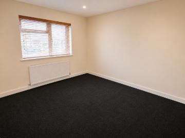 Well Presented 3 Bed Detached Home with Parking, Luton