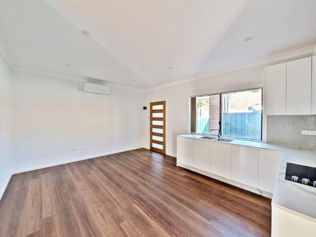 Well Presented 3 Bedroom Granny Flat in the Heart of Cabramatta!