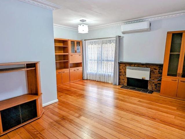 Well Presented 3 Bedroom Home in Central Springvale