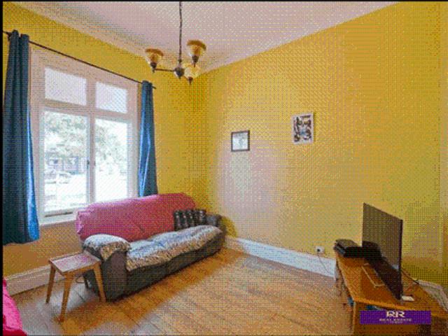 Well Presented 3 Bedroom Home in Convenient Melton South Location