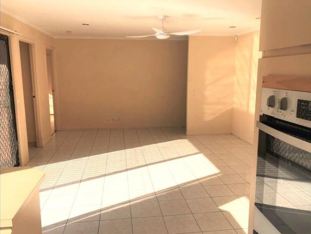 Well presented 3 Bedroom Home in Convenient Hampton Park Location