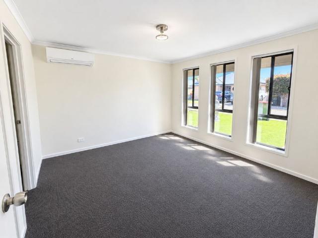Well Presented 3 Bedroom Home in Peaceful Court Area