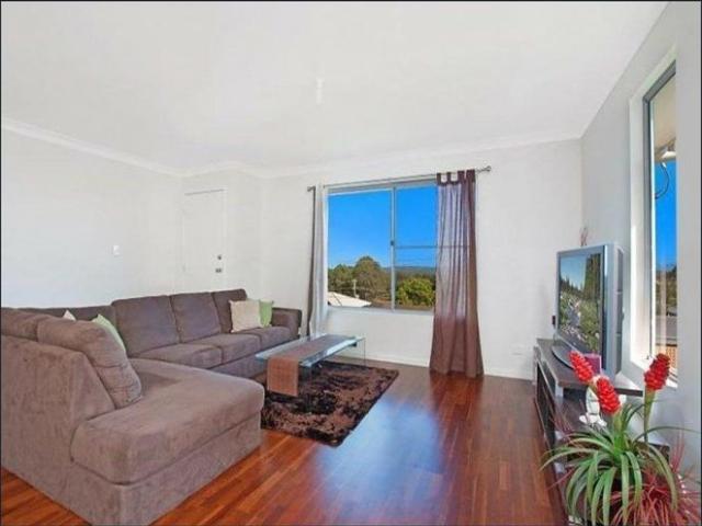 Well presented 3 bedroom home offers comfortable, low maintenance living in a convenient Goonellabah location