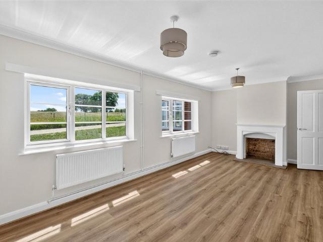 Well presented three bedroom detached bungalow offering ample driveway parking and generous front and rear gardens, providing excellent outdoor space