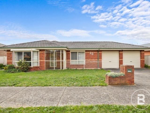 WELL PRESENTED THREE BEDROOM HOME IN WENDOUREE