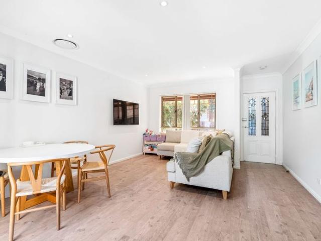Well presented townhouse in a convenient location