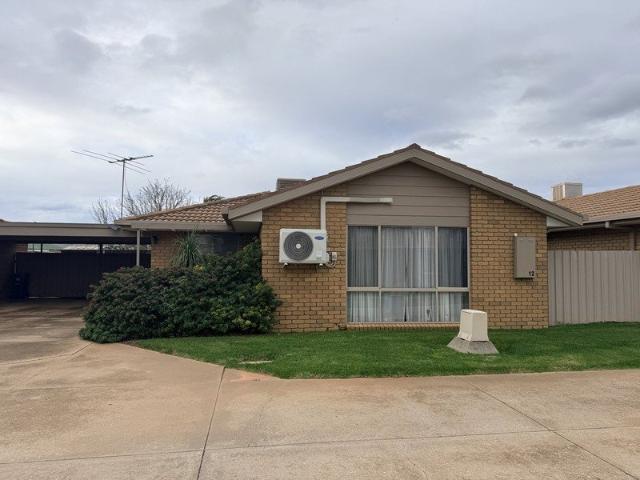 Well presented two bedroom unit in a quiet location!
