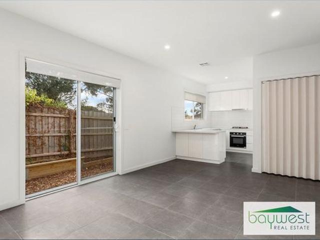 Well Presented Two Bedroom Unit