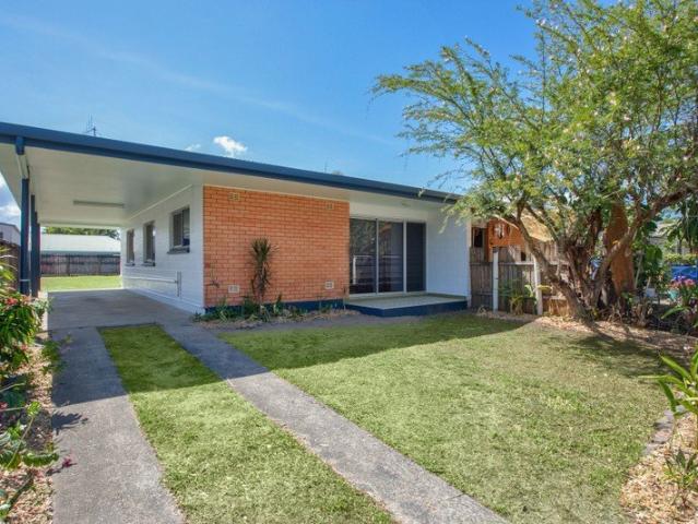 Well presented two bedroom duplex close to the city