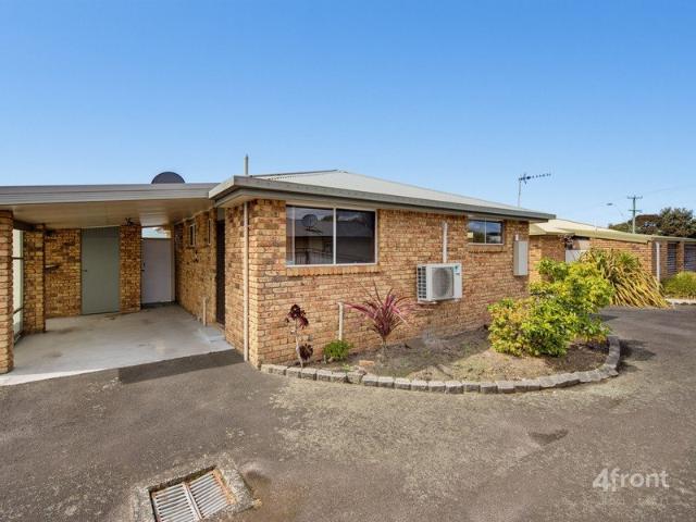 Well presented unit in a great location