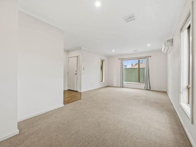 Well Presented Unit in Convenient Sebastopol Location