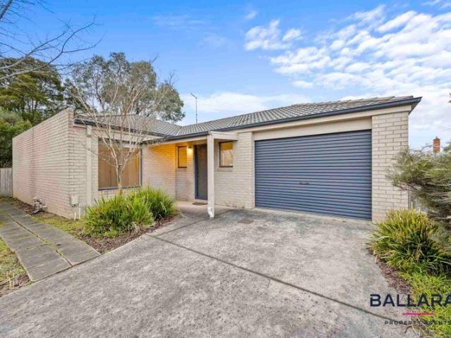 Well Presented Unit in Quiet and Convenient Mount Pleasant Location