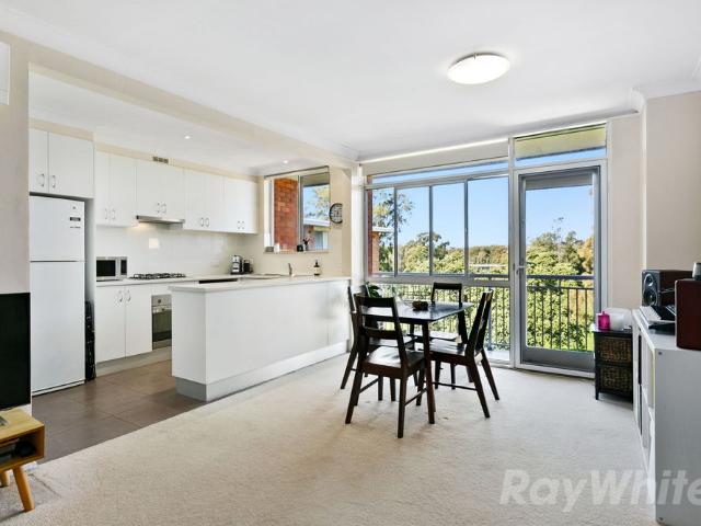 Well Presented Air conditioned 2 bedroom Unit