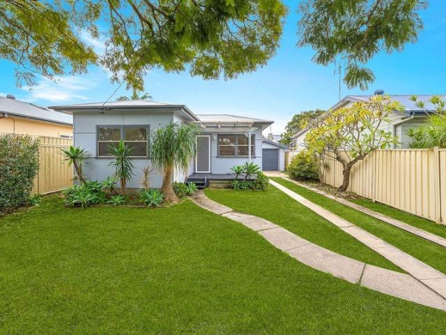 Well Presented Cottage with North Facing Backyard