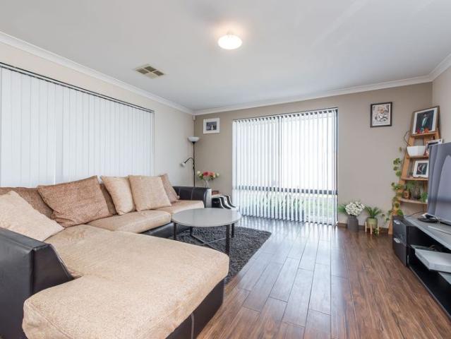 Well presented family home!