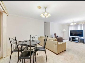 WELL PRESENTED FAMILY HOME IN THE HEART OF HAMPTON PARK!