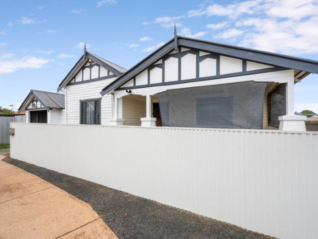 Well presented family sized home & an investors delight