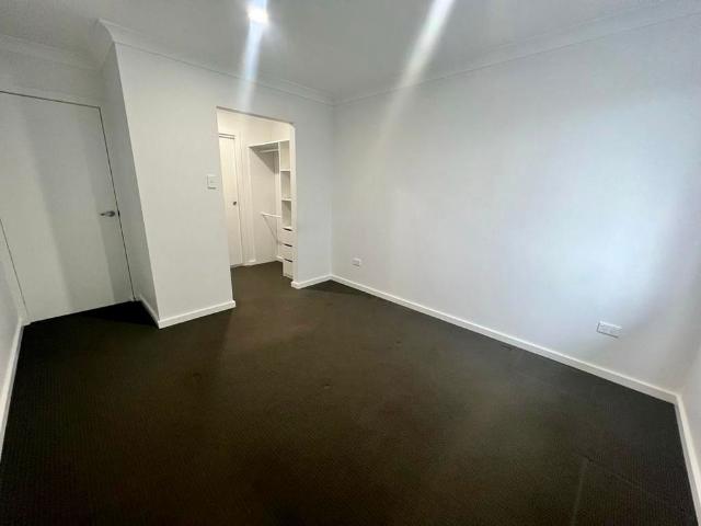 WELL PRESENTED FOUR BEDROOM TOWNHOUSE!