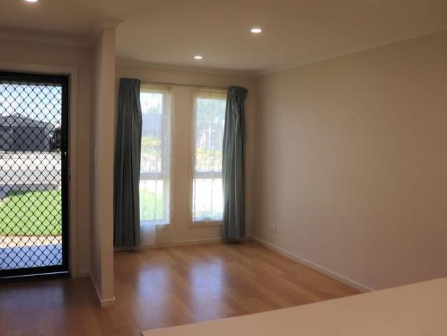 Well presented & great location