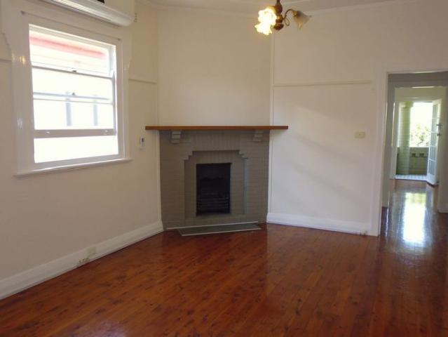 Well presented home with air conditioned living space
