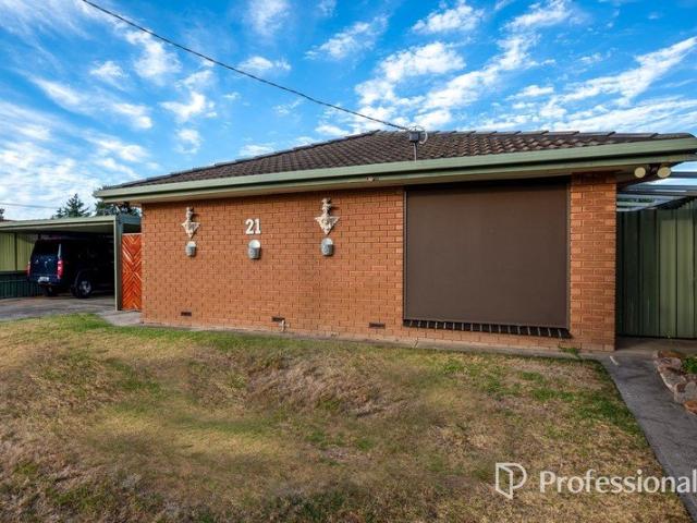 WELL PRESENTED HOME WITH HUGE SHED