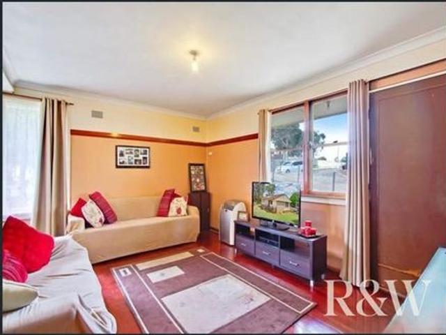 WELL PRESENTED HOME