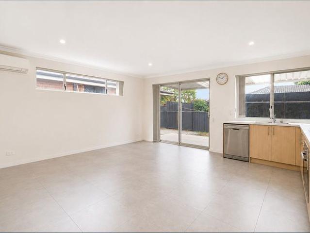WELL PRESENTED IN A PRIME LOCALE! BE QUICK!