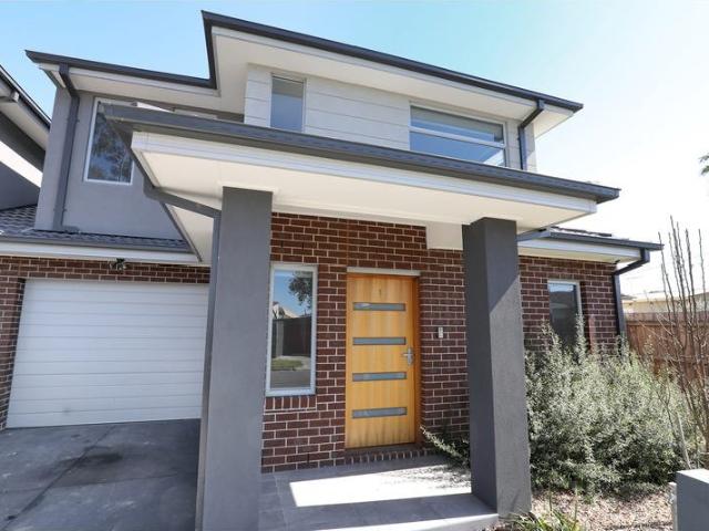 Well Presented, Light Filled Home