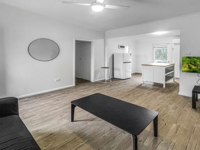 Well Presented One Bedroom Home
