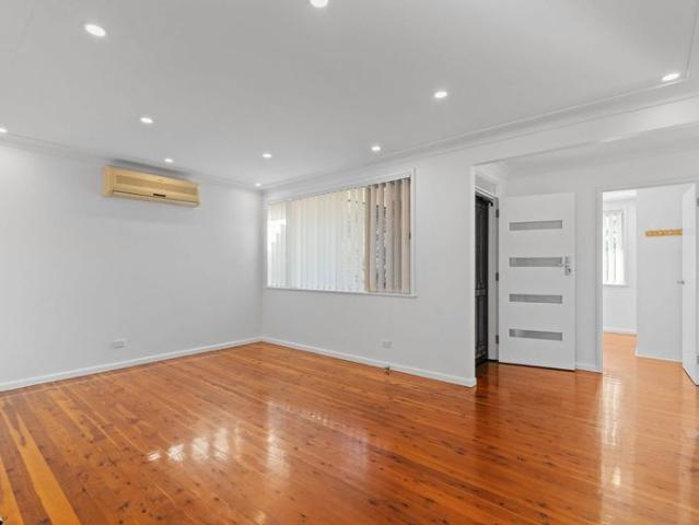 WELL PRESENTED & SPACIOUS THREE BEDROOM HOME!