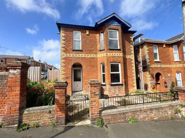 Well Street, Ryde PO33, 3 bed detached house to rent, £1,400 pcm | PrimeLocation
