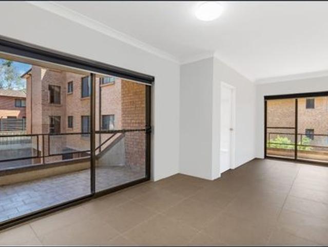 Well Sized Apartment In Prime Location