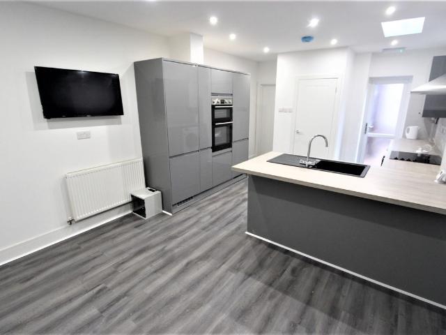 Welland Road, Coventry CV1, 5 bed terraced house to rent, £2,100 pcm | PrimeLocation