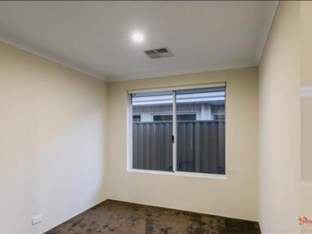 WELLARD 3X2 HOME FOR LEASE